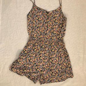 Maitai summer romper, sz small, flower print, spagetti straps
